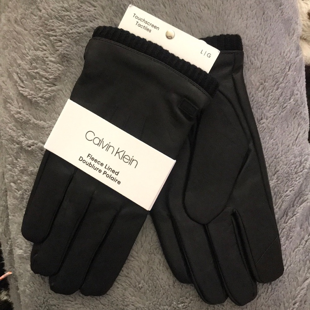 (NWT)Calvin Klein Fleece Lined Gloves
